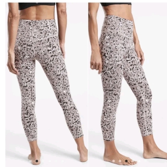 Athleta Pants - Athleta Elation Textured Tights Leggings 7/8 1X